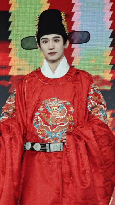 錦繡霓裳五福納喜歡娛影視閃耀2024國(guó)風(fēng)大典盡展東方美(圖5)