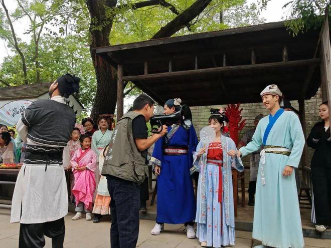 西安短劇行業(yè)火爆能否催生西北橫店影視城？很難銜接現(xiàn)有文旅流量(圖9)