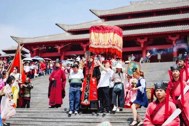 西安短劇行業(yè)火爆能否催生西北橫店影視城？很難銜接現(xiàn)有文旅流量(圖10)